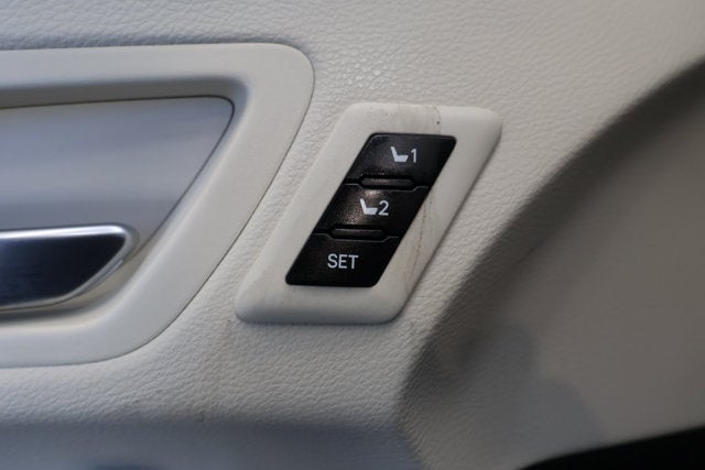 2024 Toyota Sienna Platinum