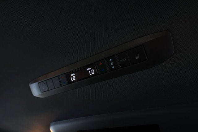2024 Toyota Sienna Platinum