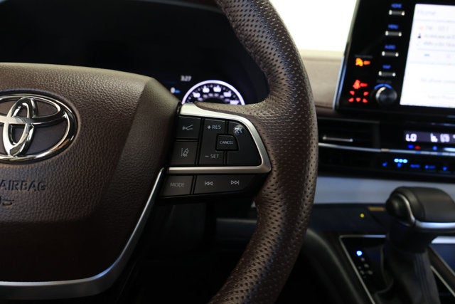 2024 Toyota Sienna Platinum