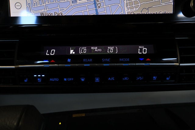 2024 Toyota Sienna Platinum