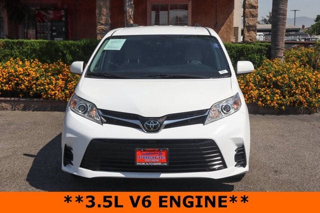 2019 Toyota Sienna LE