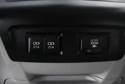 2019 Toyota Sienna LE