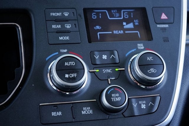 2016 Toyota Sienna SE