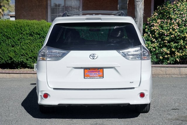 2016 Toyota Sienna SE