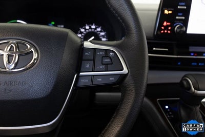 2023 Toyota Sienna XLE