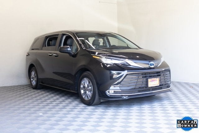 2023 Toyota Sienna XLE