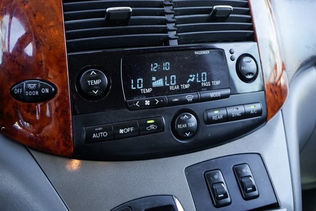 2007 Toyota Sienna XLE