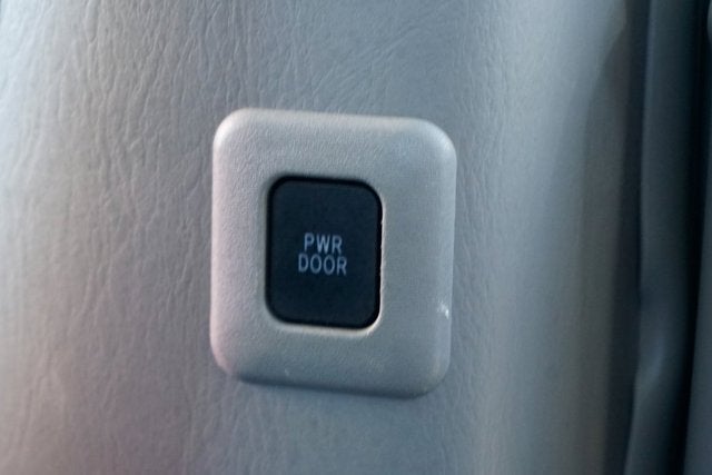 2007 Toyota Sienna XLE