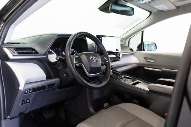 2024 Toyota Sienna Limited