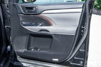 2017 Toyota Highlander LE