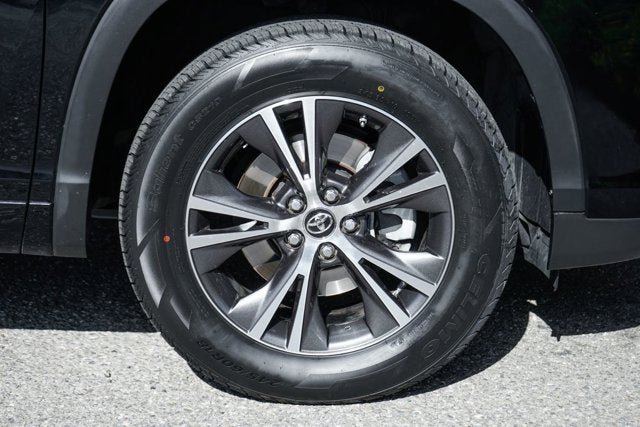 2017 Toyota Highlander LE