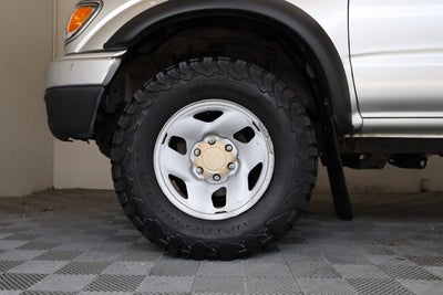2001 Toyota Tacoma Base