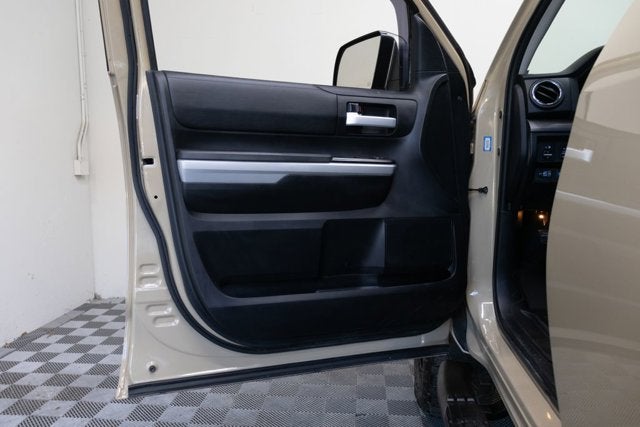 2018 Toyota Tundra 4WD SR5