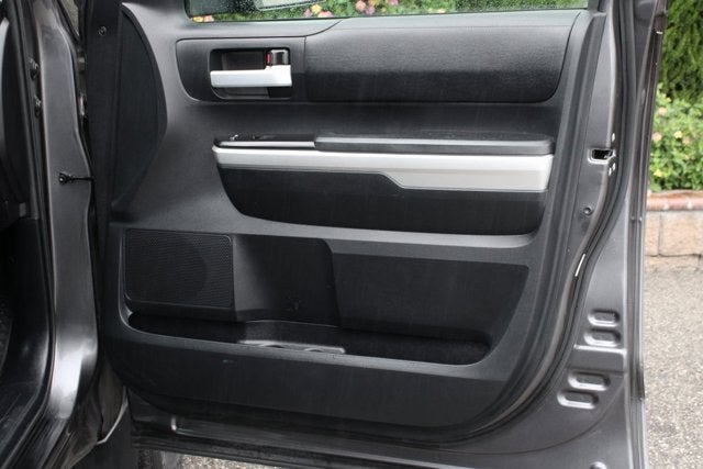 2015 Toyota Tundra SR5