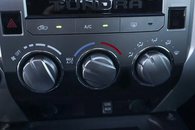 2017 Toyota TUNDRA 4WD SR5