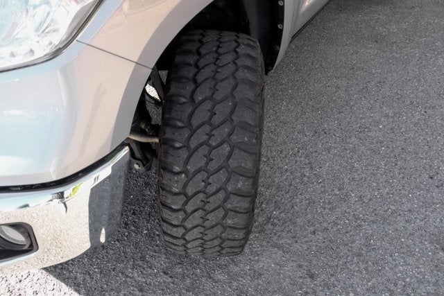 2017 Toyota TUNDRA 4WD SR5