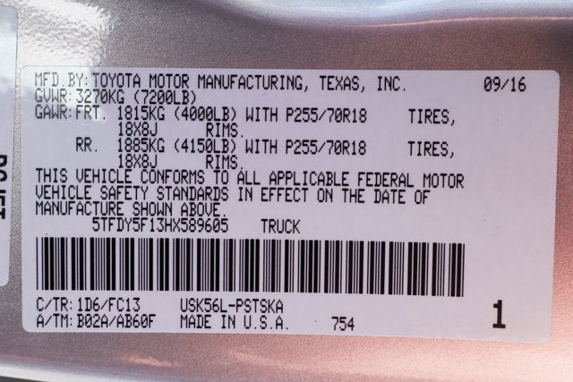 2017 Toyota TUNDRA 4WD SR5