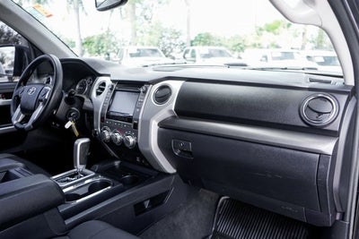 2017 Toyota Tundra SR5