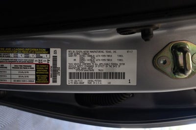 2017 Toyota Tundra 4WD SR5