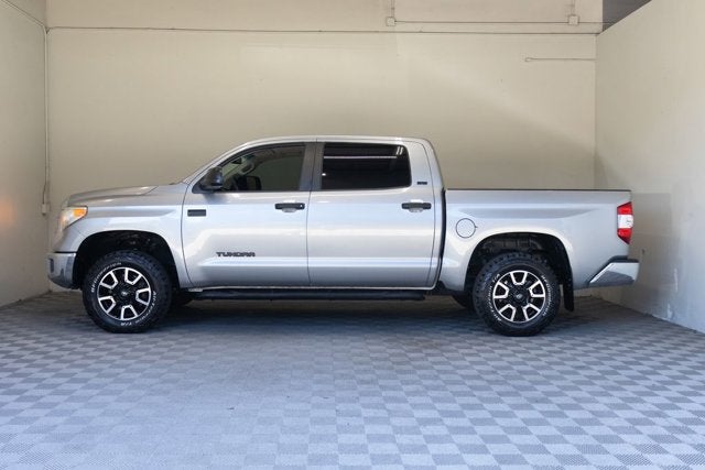 2017 Toyota Tundra 4WD SR5