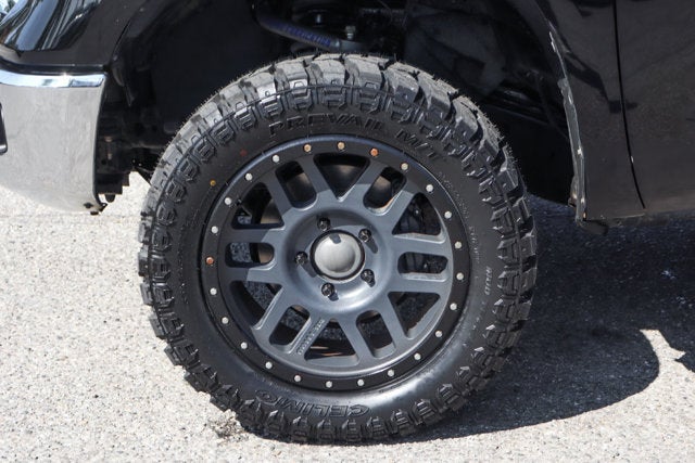 2014 Toyota Tundra SR5