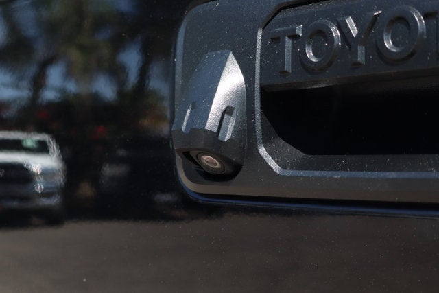 2014 Toyota Tundra SR5