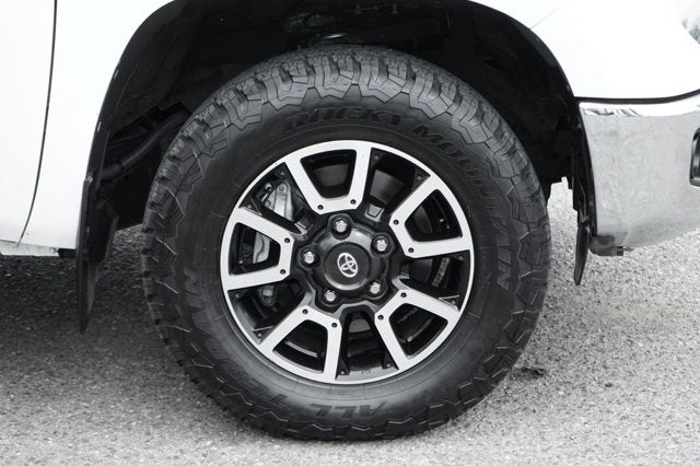 2018 Toyota Tundra SR5