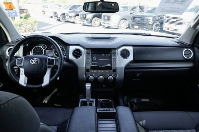 2017 Toyota Tundra SR5