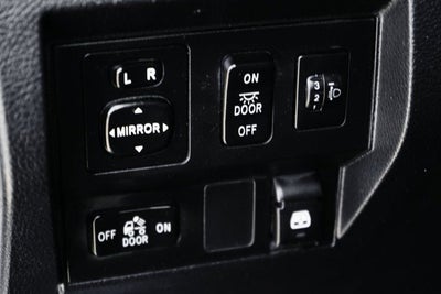 2015 Toyota Tundra SR5