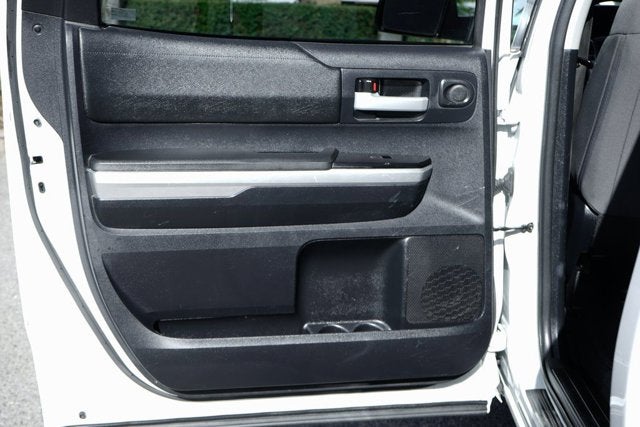 2015 Toyota Tundra SR5