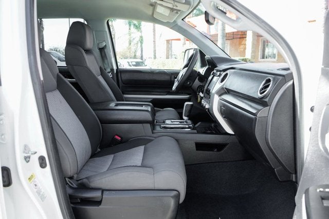 2015 Toyota Tundra SR5