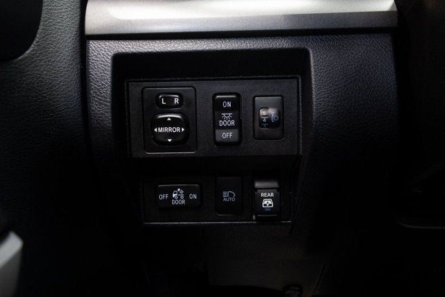 2019 Toyota Tundra 2WD SR5