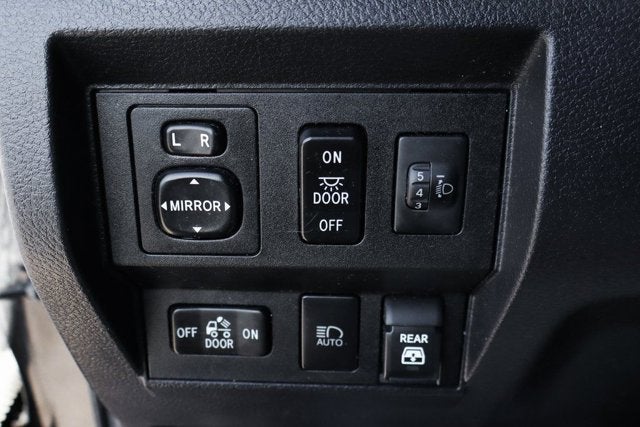 2021 Toyota Tundra 2WD SR5