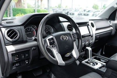 2015 Toyota Tundra SR5