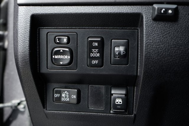 2015 Toyota Tundra SR5