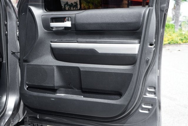 2015 Toyota Tundra SR5