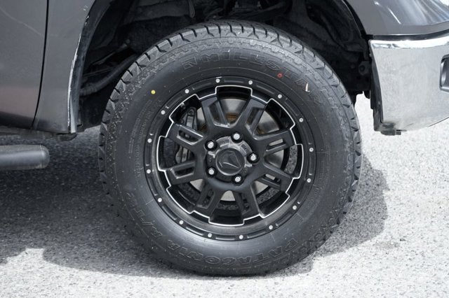 2015 Toyota Tundra SR5