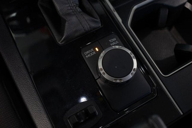 2022 Toyota Tundra 2WD SR5