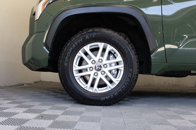 2022 Toyota Tundra 2WD SR5