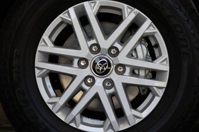 2024 Toyota Tundra 4WD SR5