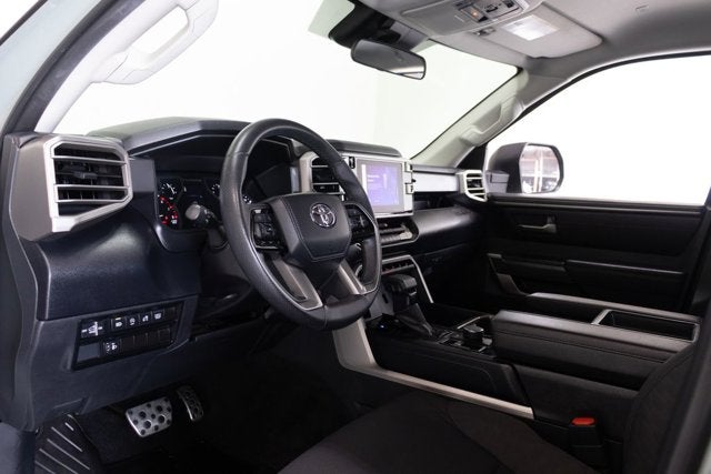 2024 Toyota Tundra 4WD SR5