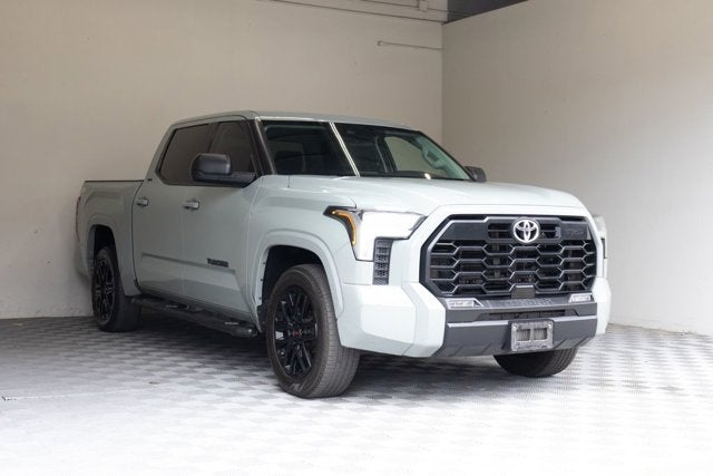 2024 Toyota Tundra 4WD SR5