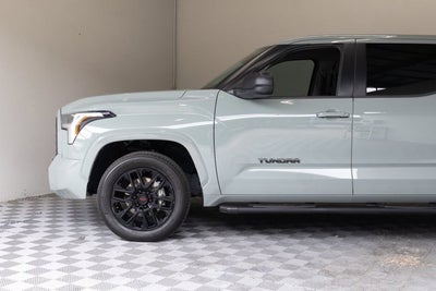 2024 Toyota Tundra 4WD SR5