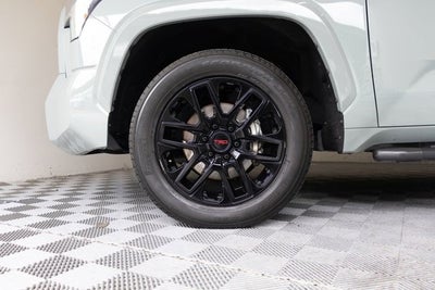 2024 Toyota Tundra 4WD SR5