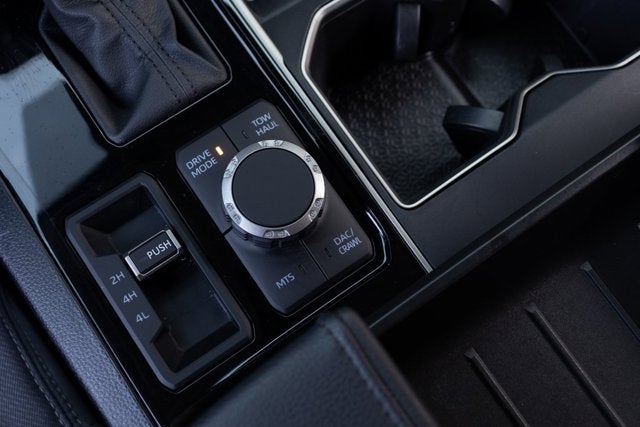 2024 Toyota Tundra 4WD SR5