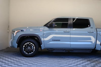 2025 Toyota Tundra 4WD SR5
