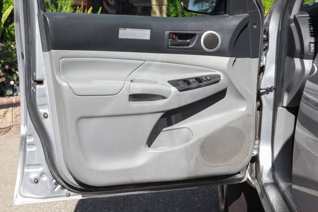 2014 Toyota Tacoma Base