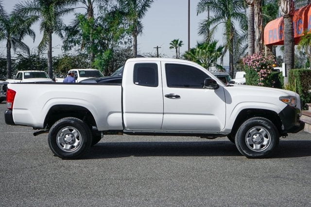 2016 Toyota Tacoma SR