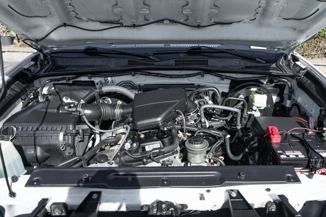 2016 Toyota Tacoma SR