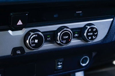 2016 Toyota Tacoma SR